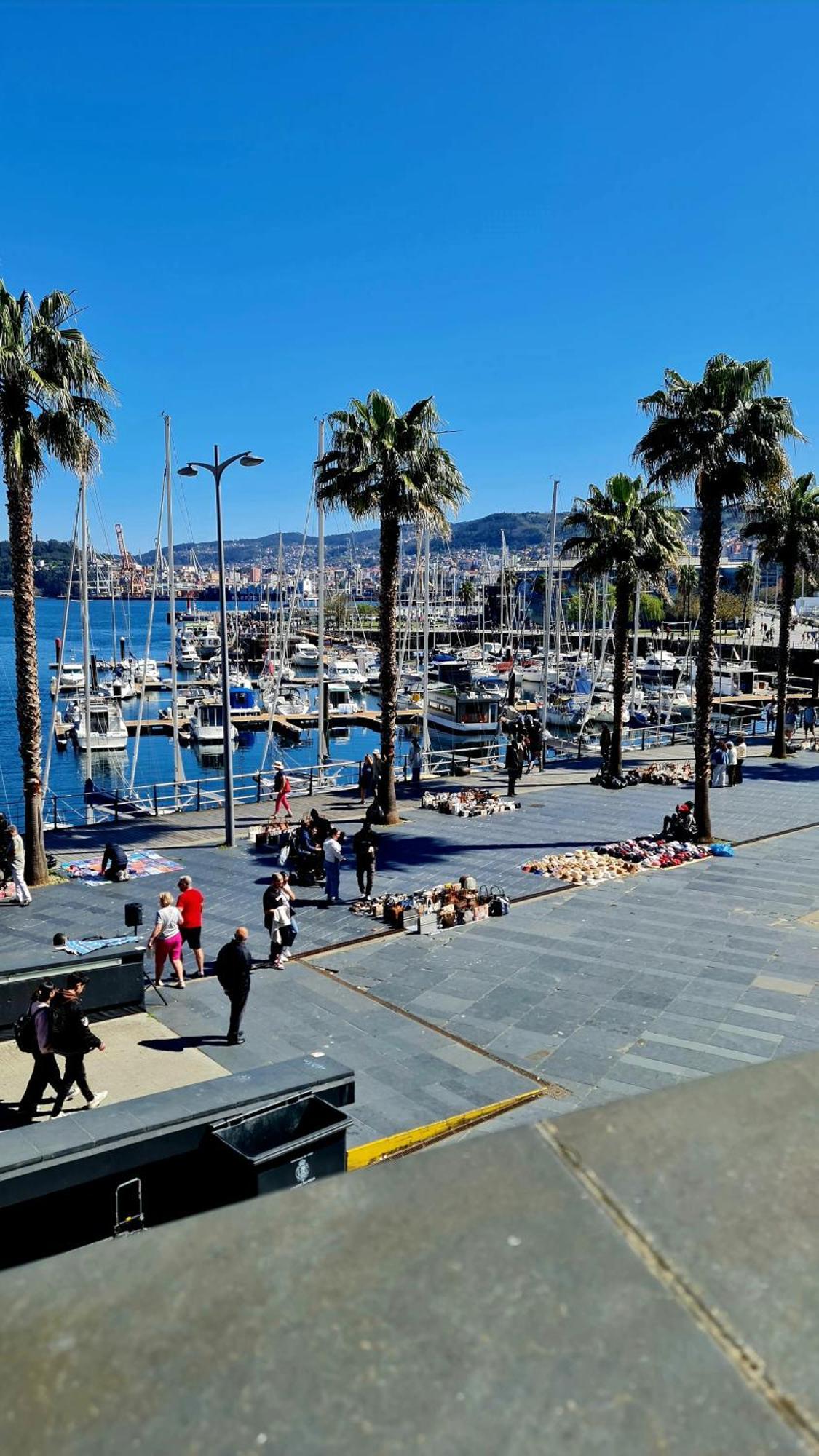 Botel Barco-apartamento En El Nautico De Vigo