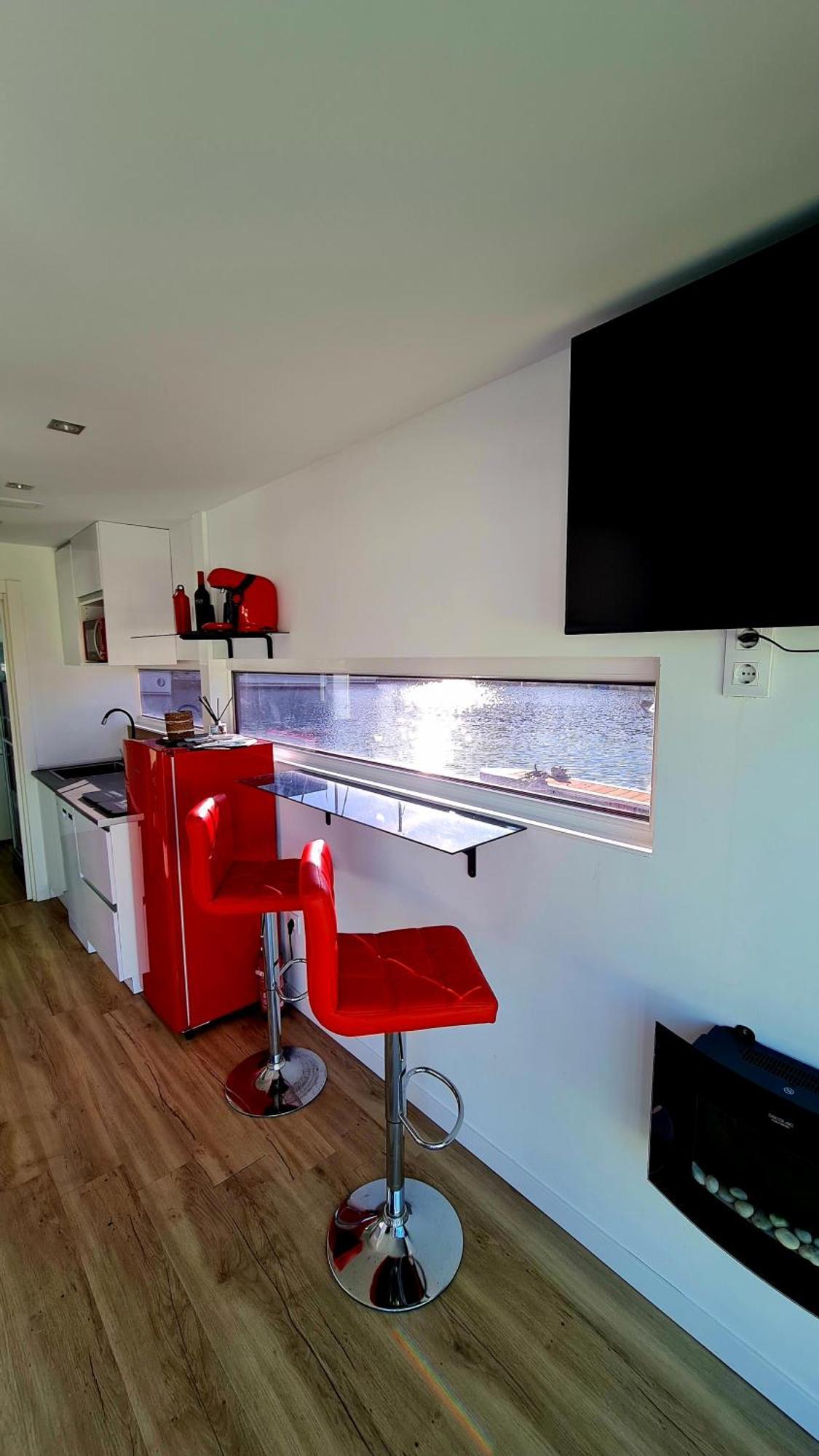Barco-apartamento En El Nautico De * Vigo